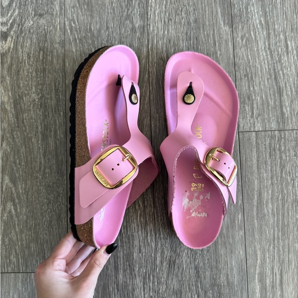 BIRKENSTOCK Gizeh Big Buckle Sandals in High Shine Pink 39 - Picture 6 of 10